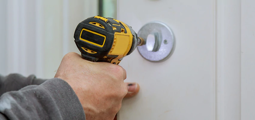 Street Locksmith For Smart Lock Repair in San Jacinto, CA